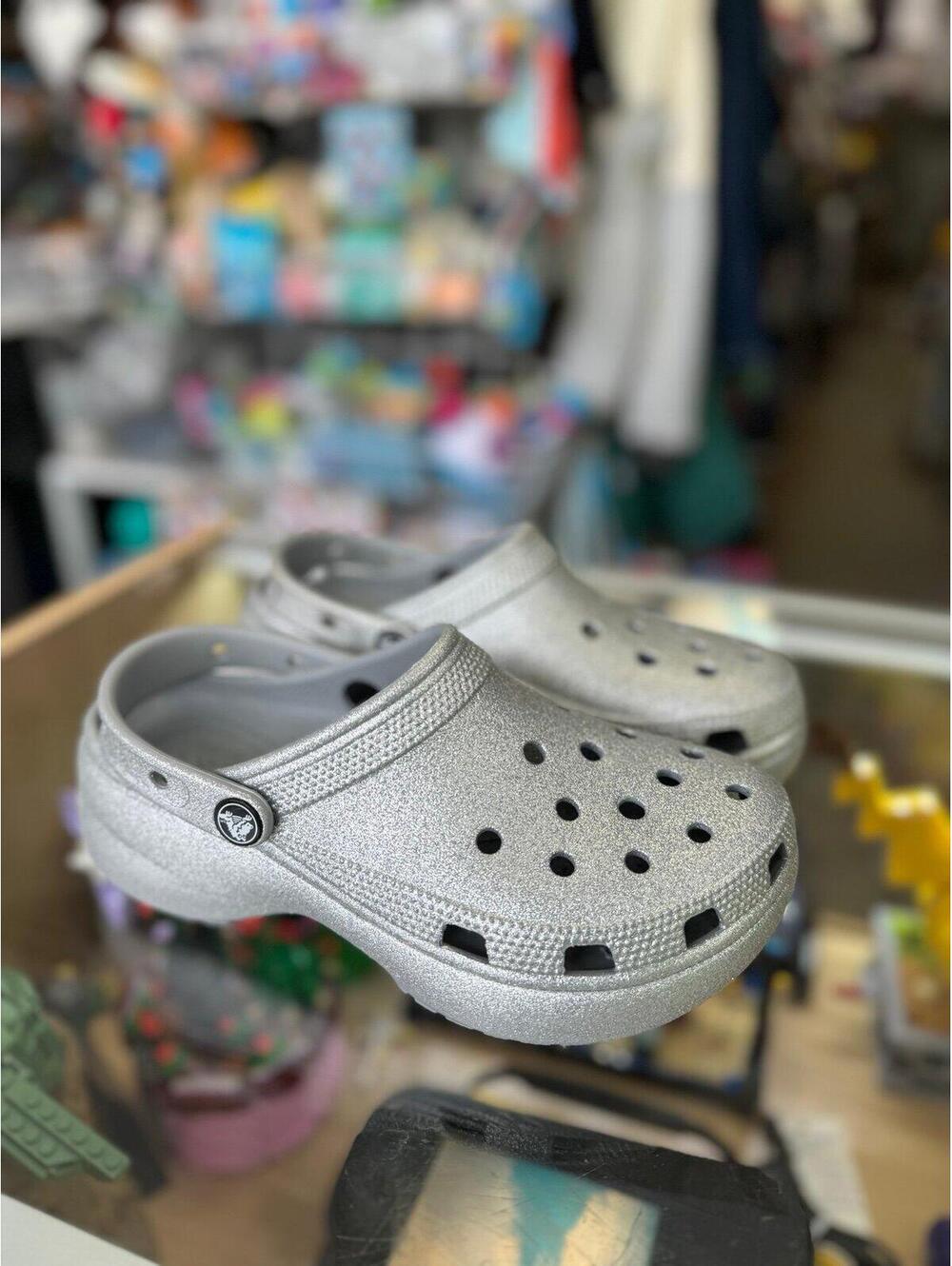 Womens classic silver gray glitter sparkle platform crocs size 7